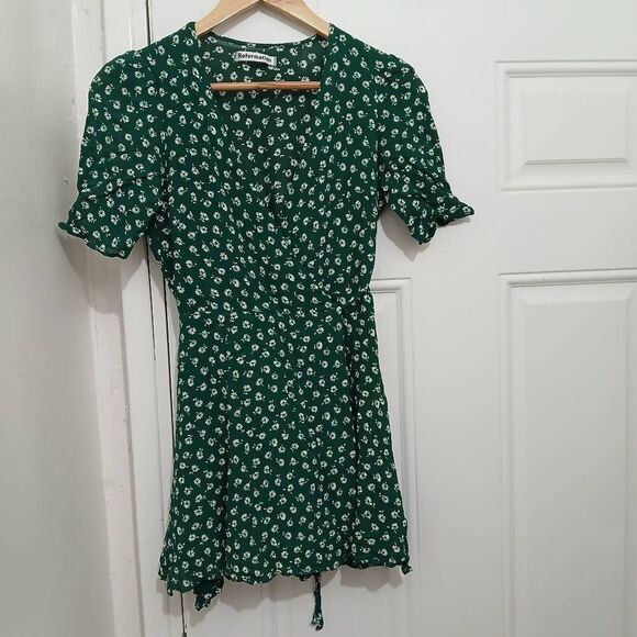 Reformation womens small lucky mini wrap emerald green dress - Picture 2 of 6